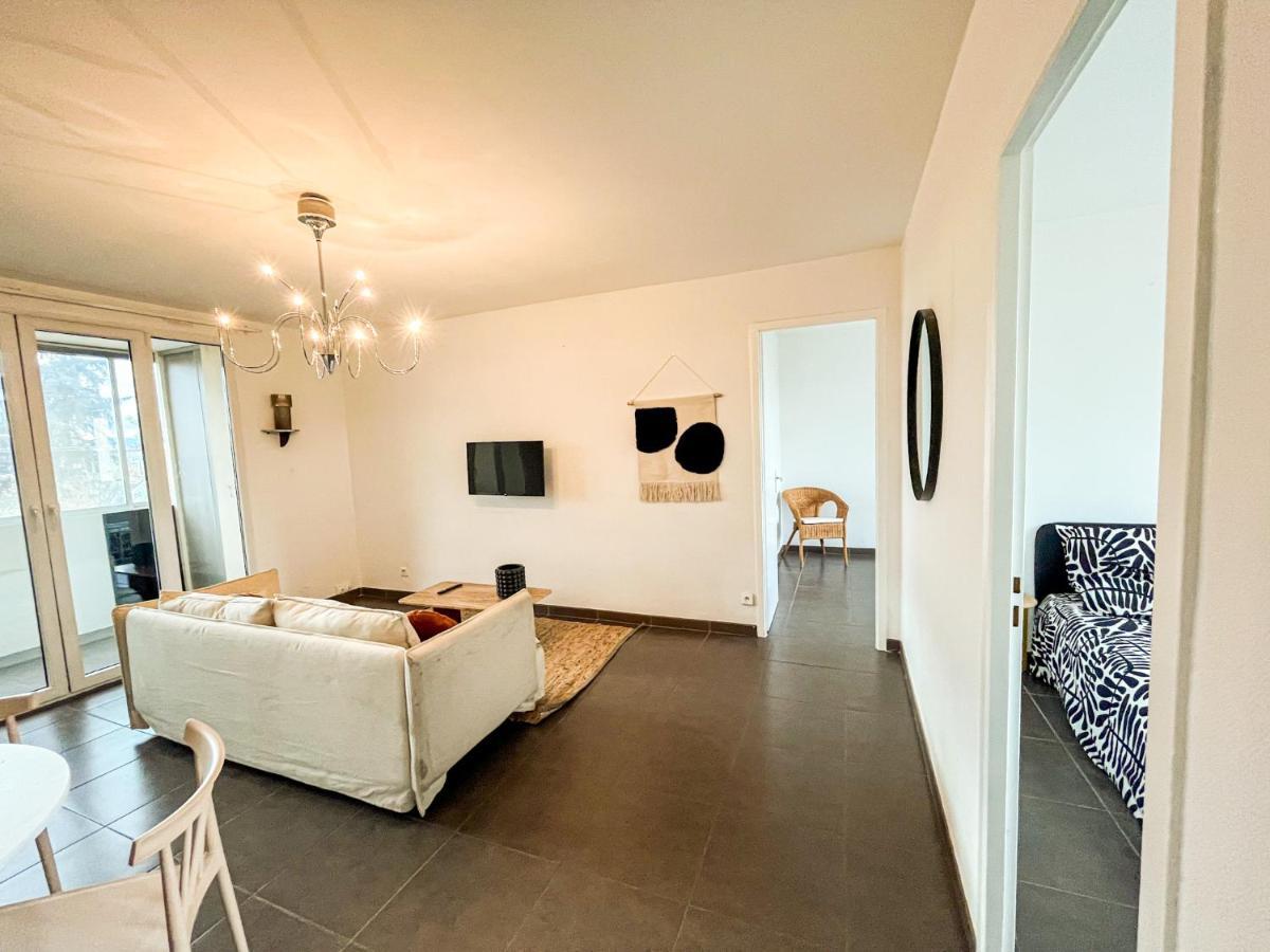 Suite Fanette Vénissieux Exterior photo